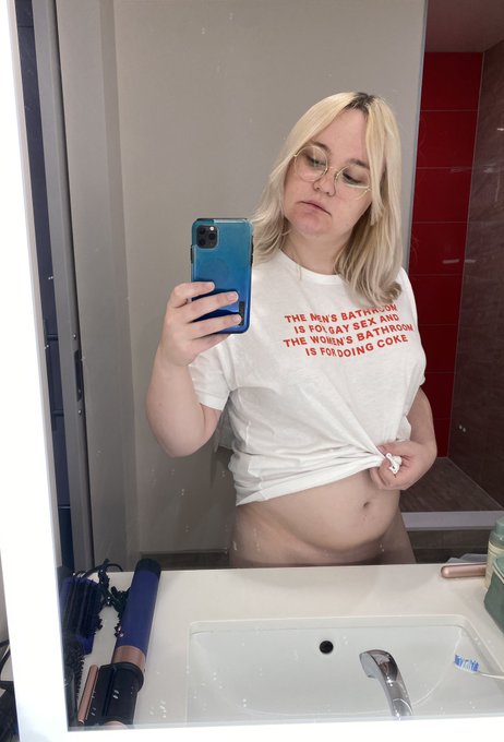 Is this what ppl mean when they talk about the gay agenda??? https://t.co/TVQC35XSIk