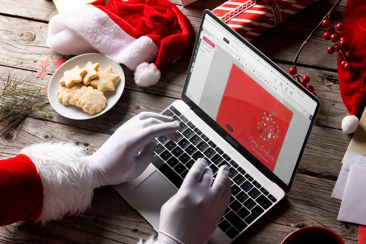 instantprintuk's tweet photo. Don't hide your brand this Christmas! π
We've made it easy to design your branded Christmas gifts from cards to calendars this festive period.
Try it today https://t.co/ZQkmANLZHO π
#UKPrint #DesignOnline #Christmas2023 https://t.co/fxwJYiAsw9