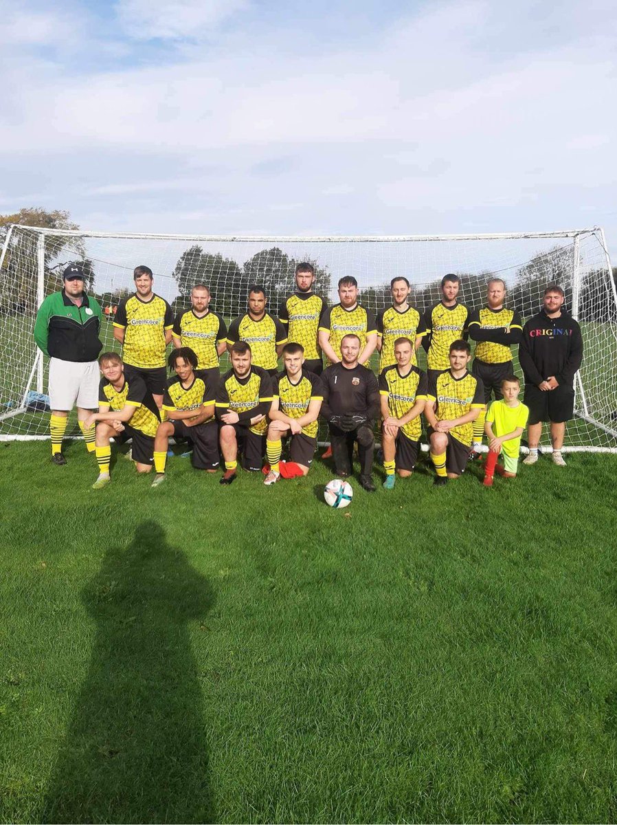 SHUFootballClub's tweet photo. SQUAD! 🟡⚫️

From top left to right;

S.Drew, L.Pierce, S.Pearl, C.Issacs, https://t.co/QZeZhCN4zh, D.Bright, A.Wylie, Z.Brown, M.Pope, C.Donnelly. 

Bottom row left to right;

B.Coupland, M.Hibbert, J.Boland-Clark, L.Armstrong, D.Robertov, A.Cato &amp; S.Tricker. https://t.co/aAakI5SDcN