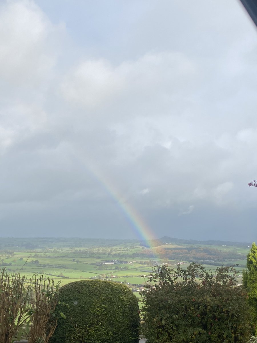 emmaflint18's tweet photo. Autumn scenes in Leeds North West. Enjoyed the rainbow 🌈 after very wet doorknock! 

Thank you to all the residents who talked with us about your hopes for a Labour government and what you want from your next MP. https://t.co/cayNmOVN3Z