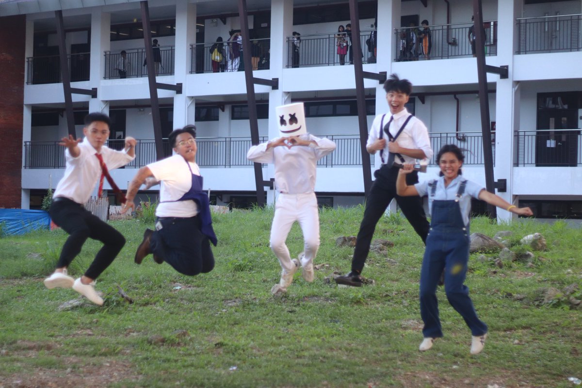 seungmodrum's tweet photo. one marshmello! check me out! woo!

#SanggulatanCLC2023
@PSHS_CLC_SM https://t.co/eh0lEu5TAw