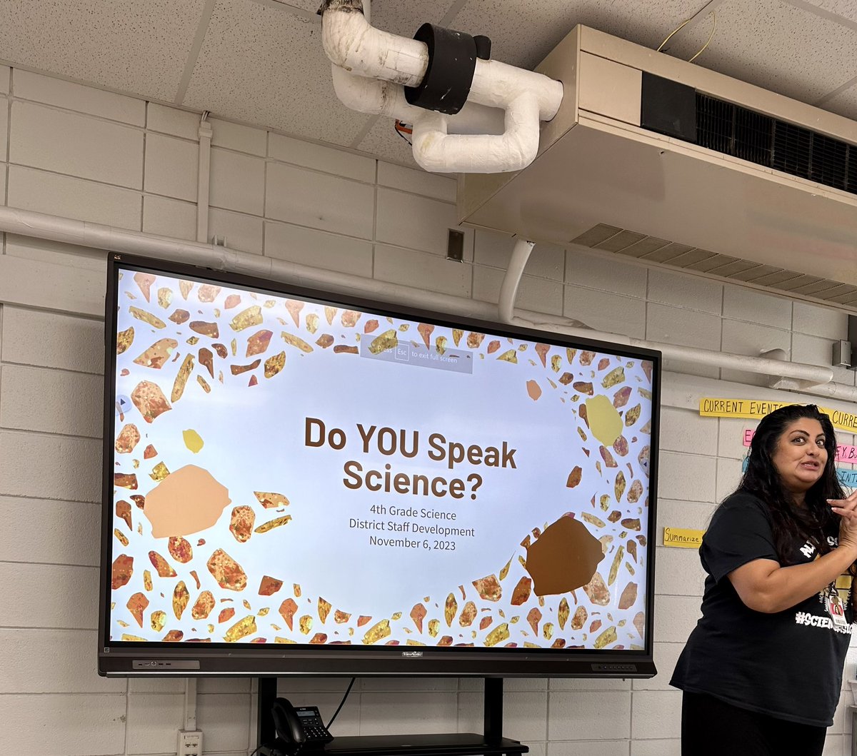 Mrs. Gonzalez tweet media