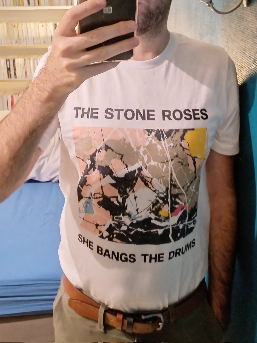 Indierock_Paris's tweet photo. New t-shirt. I literally finished the Stones Roses' bio this morning so pretty good timing 😎
#thestoneroses #newtee https://t.co/JAlPOTtc7M