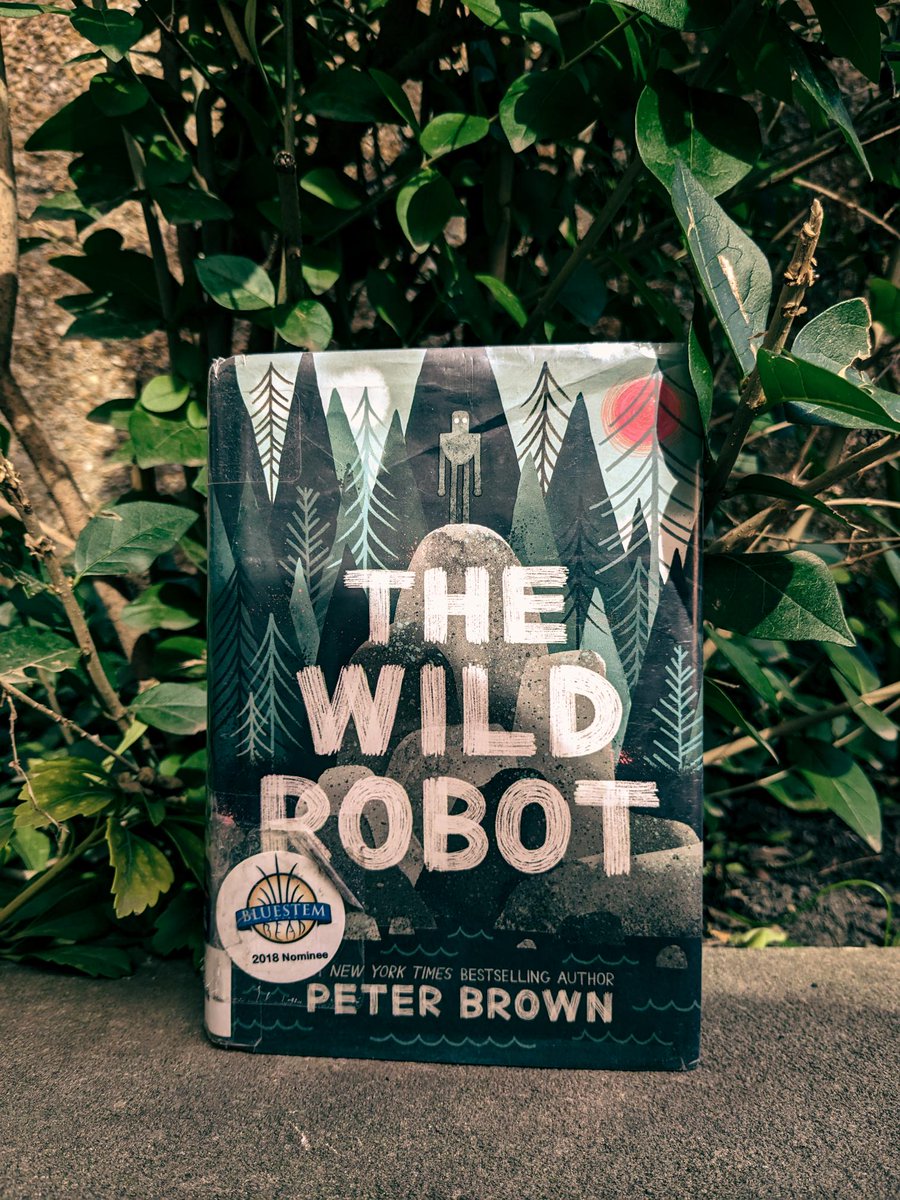 Don't forget to finish up The Wild Robot by Peter Brown with your kids in the next few days so you could join our Guys Read discussion on November 15 at 7pm! Pick up your FREE copy of the book at the Youth Services Desk if you haven't already 🤖🌲