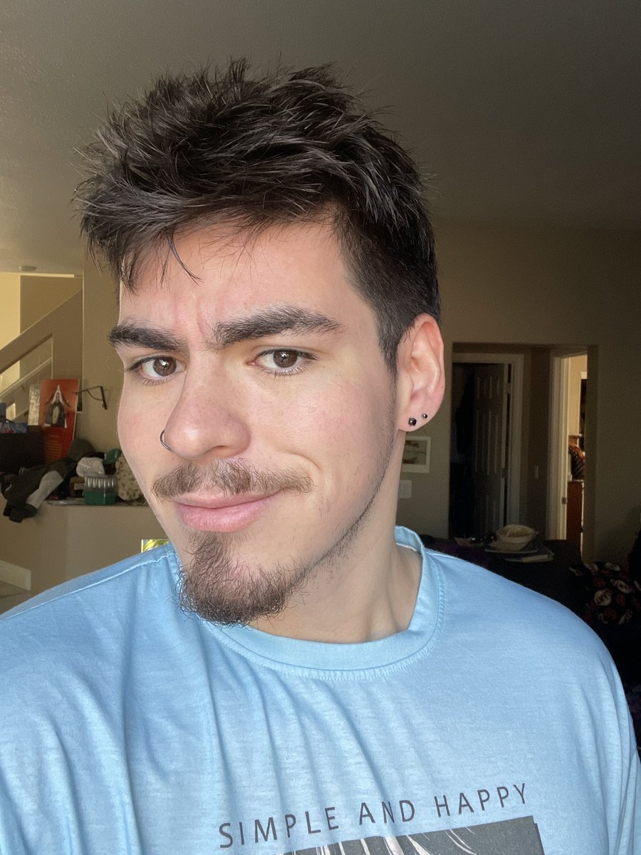 Pineaqples tweet picture