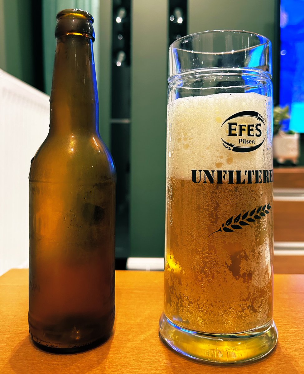 ttanerd's tweet photo. İlk hasat🤙🏻 ev yapımı bira 💪🏼🥳
#homemadebeer #firstfruits #beer https://t.co/vCwKiQ62wC