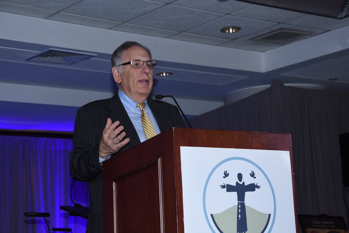 Thanks to all who supported Doodle for Hunger! Special thanks to honoree Edwin Sirlin, event chair Howard Rubin, host Ernie Anastos, auctioneer Kathleen Guzman, and musical guest Steven Maglio.

To see more photos and view the event journal, visit stfrancispantries.org/doodle-for-hun….