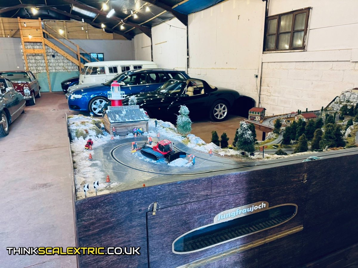 ThinkScalextric's tweet photo. Today we delivered our 16’ x 8’ Switzerland inspired Hill Climb Track to Motordrome, who are the new owners of the track. Motordrome are a classic &amp; specialist car dealer based in Henley on Thames, UK.

🌎 https://t.co/iY9VgPMFY6

More track information: https://t.co/mBUgkyNeLx https://t.co/NPHpGkzdnr
