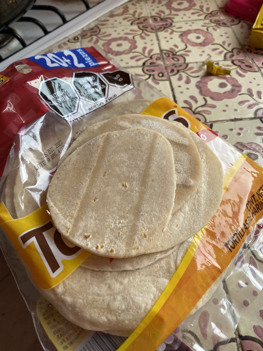 Esta bien que regalen piezas, pero no abusen <a href="/TiaRosaMx/">Tía Rosa</a>