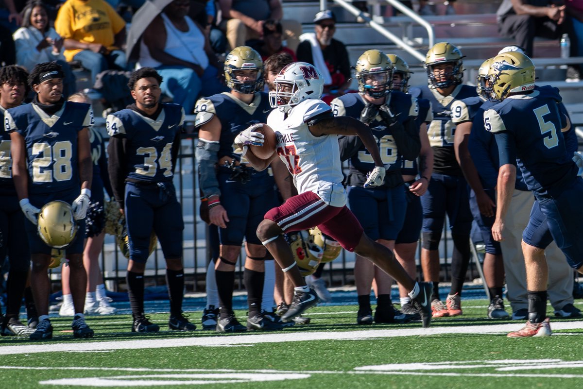 SuziQCarroll's tweet photo. Congratulations to the Maryville Scots on their victory over the Wesleyan Bishops on Saturday! A few samples of the action photos here and for access to over 400 others linked below. Downloads are FREE.
https://t.co/2kSlg1CeHo https://t.co/0HIXrE1aZi