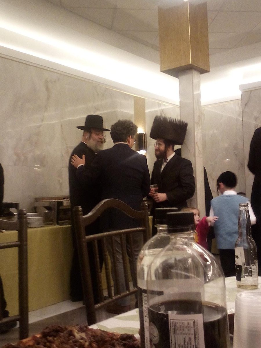 Yoeli Landau tweet media
