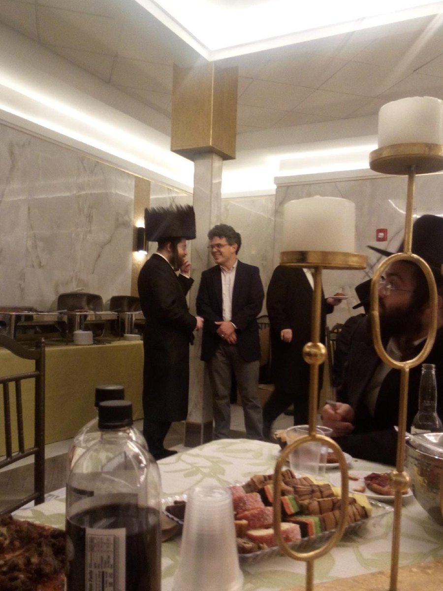 Yoeli Landau tweet media