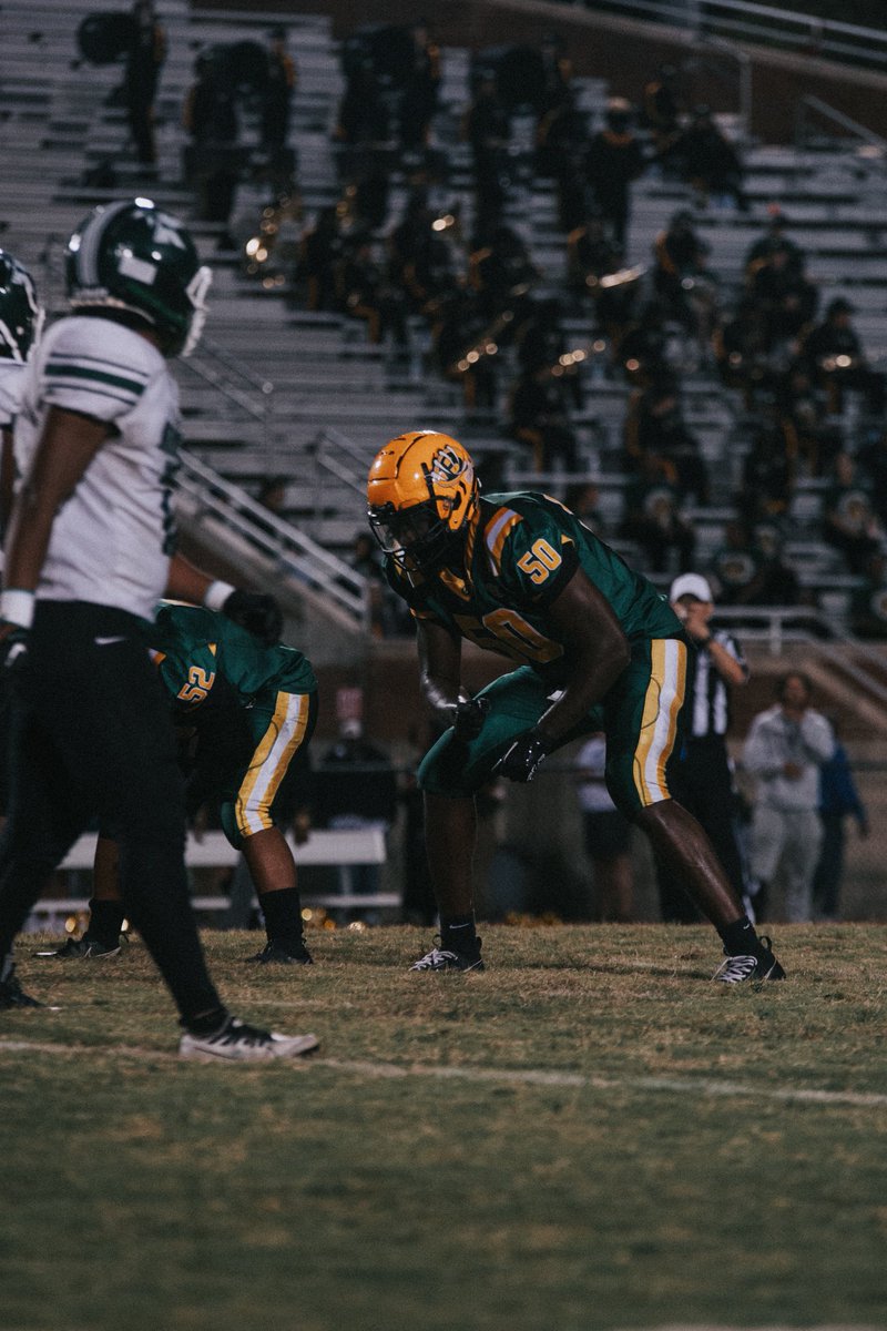 Regular Season Highlights 💰

| 6’4 240lbs DL/OL | C’O 2024 | 3.7 GPA |Bethel High School Hampton, Va | 

hudl.com/v/2MMqfS