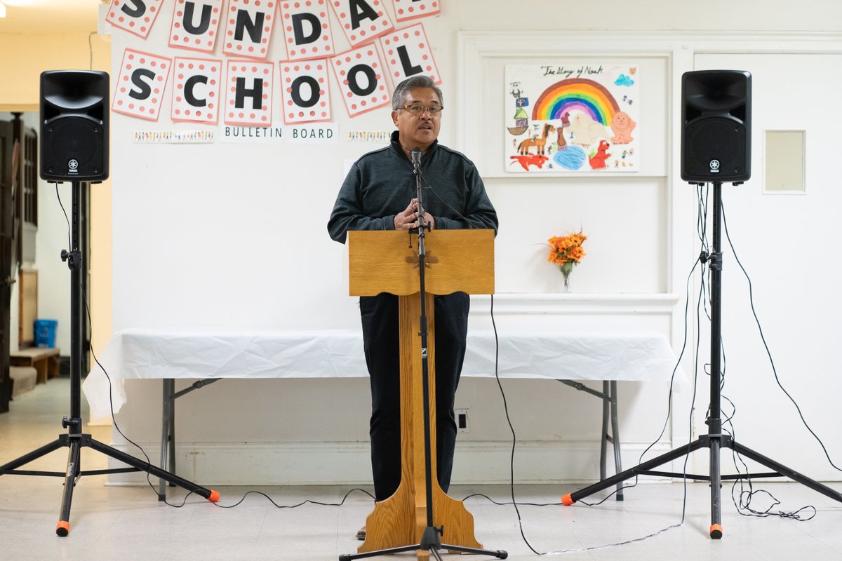 DailyBreadTO's tweet photo. On Nov 3, Hillcrest Community #FoodBank hosted an opening event. The program is a partnership between Hillcrest Christian Church, Hillcrest Community School &amp; other stakeholders. Thanks to all who attended &amp; to the #program &amp; #volunteers for their commitment to supporting others. https://t.co/5GKFo5TF37