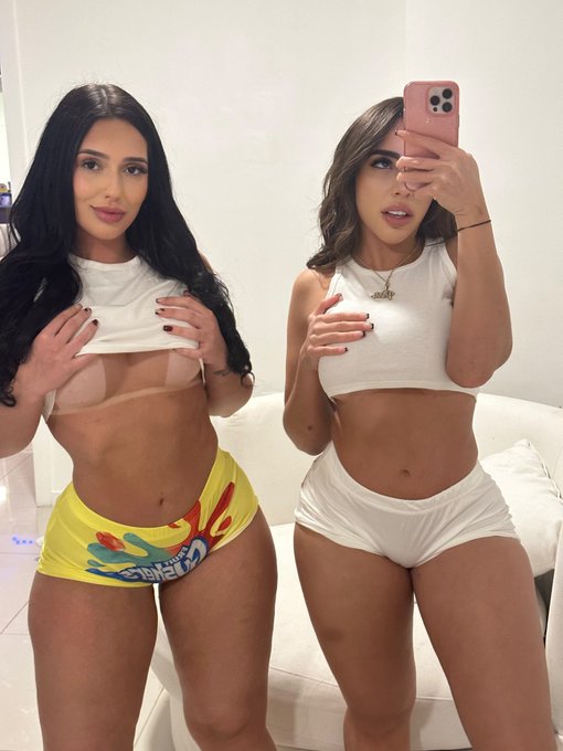 Can you handle all this juice? 👅 https://t.co/3Q98BEUbX8