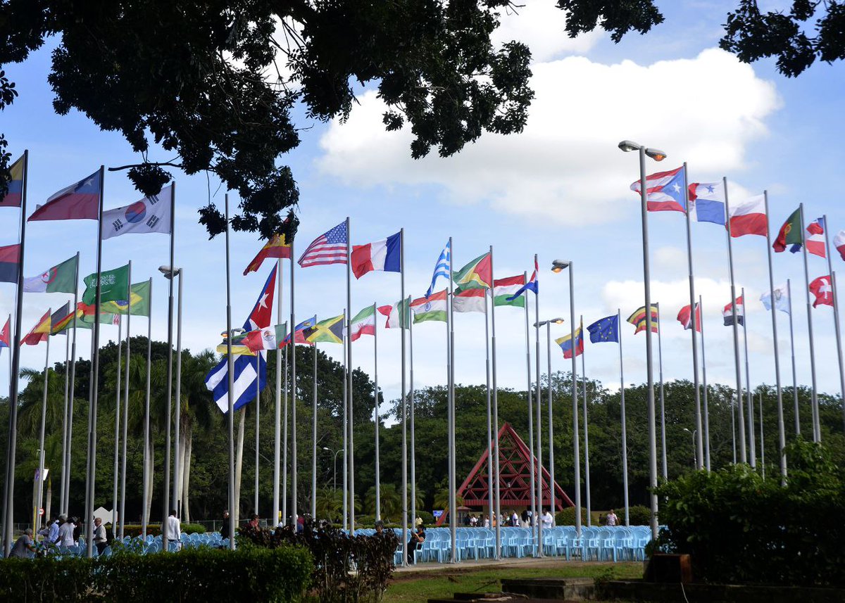 Postales de la inauguración de la #Fihav2023 en #LaHabana, #Cuba🇨🇺

Una oportunidad para crecer, articular, encadenar y soñar el futuro de la nación desde el emprendimiento 

🇨🇺 #MejorEsPosible 
📸 <a href="/BarallobreRojas/">Abel Rojas Barallobre</a>