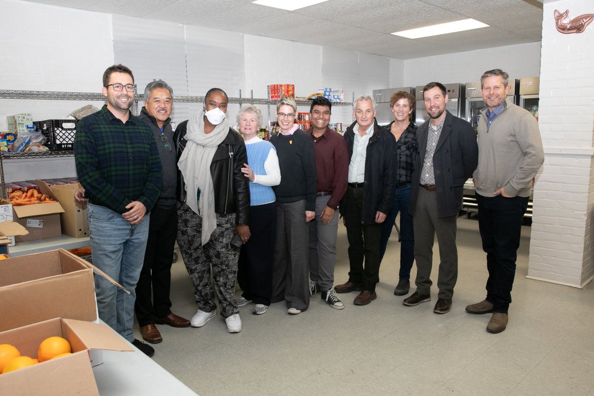 DailyBreadTO's tweet photo. On Nov 3, Hillcrest Community #FoodBank hosted an opening event. The program is a partnership between Hillcrest Christian Church, Hillcrest Community School &amp; other stakeholders. Thanks to all who attended &amp; to the #program &amp; #volunteers for their commitment to supporting others. https://t.co/5GKFo5TF37