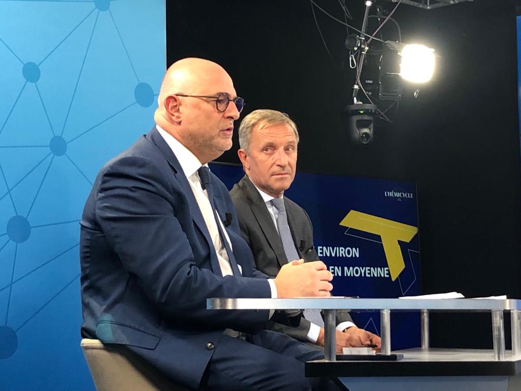 lhemicycle's tweet image. Au micro d&apos;@ericrevel1, @pietraszewski_l évoque le rôle central de l&apos;entreprise 🗣️ &quot;La #sécurité et la #santé au travail, c’est un sujet qui doit appartenir à l’#entreprise et aux branches. Le 💬 #dialoguesocial occupe notamment une dimension clé pour sur ces sujets.&quot;