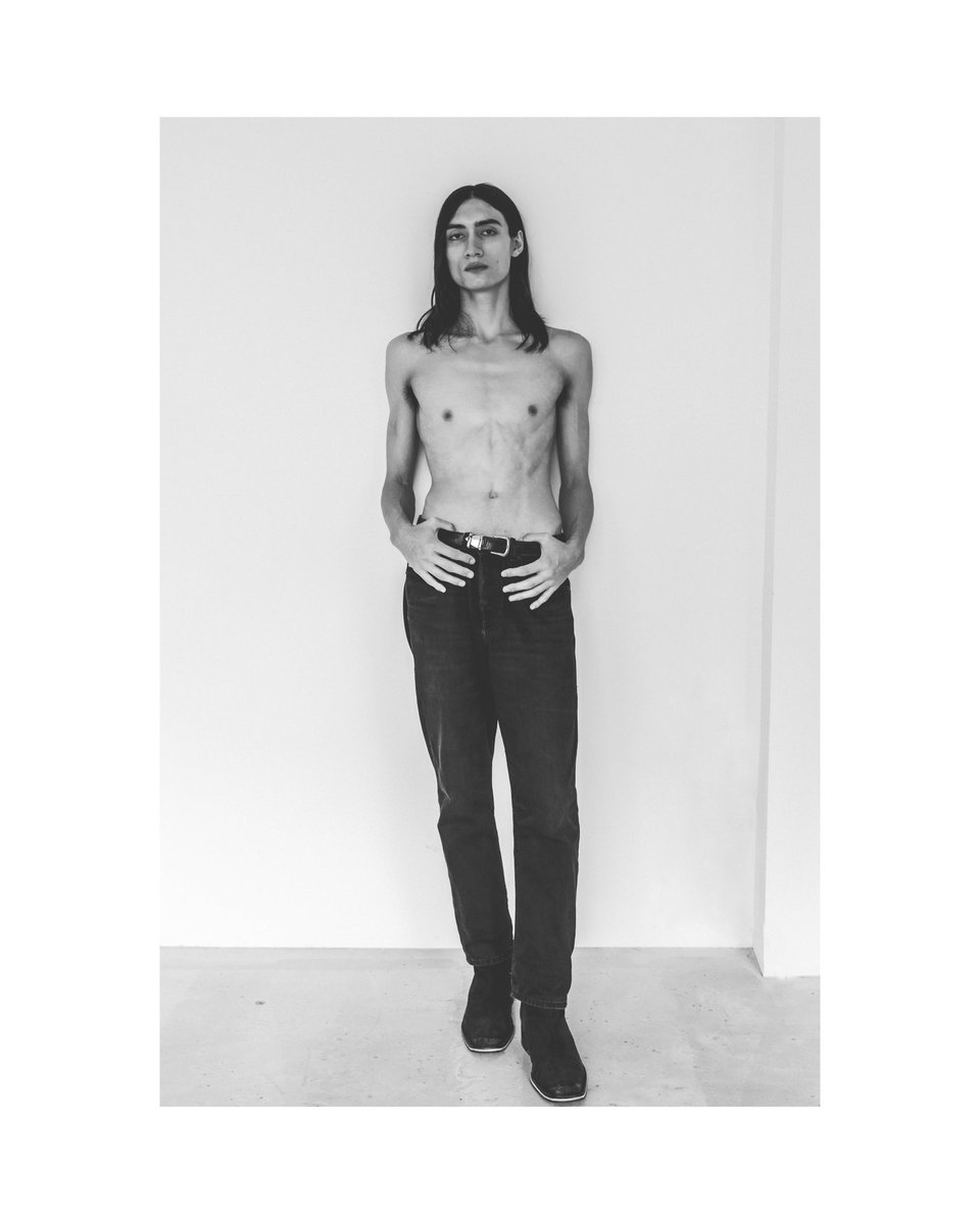 Ori_Lev's tweet photo. Louis x @StormModels https://t.co/OWLz4iN3wN