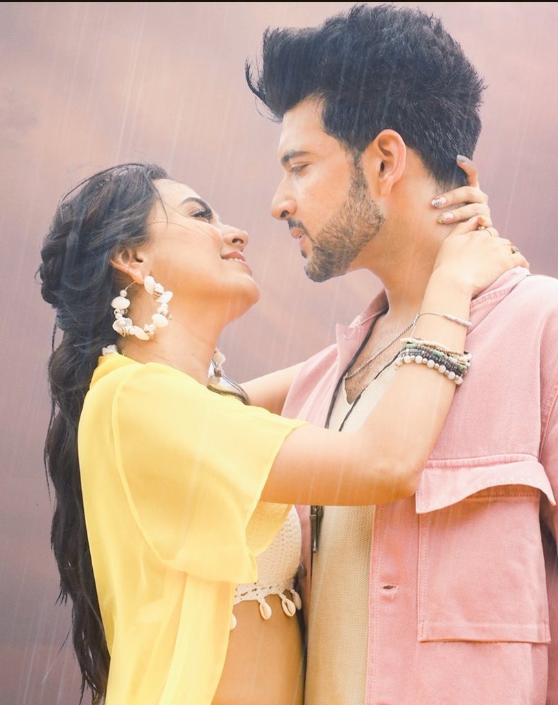 Congratulations <a href="/kkundrra/">Karan Kundrra</a> <a href="/itsmetejasswi/">Tejasswi Prakash</a> 
98 MILLION ON BAARISH AAYI HAI
The song has so many memories associated with it
Waiting for #TejRan project which obviously will be worth waiting for as you both always say
#TejRan
#TejRanFam
#StrongerEachPassingMoment
<a href="/VYRLOriginals/">VYRL Originals</a> ❤❤