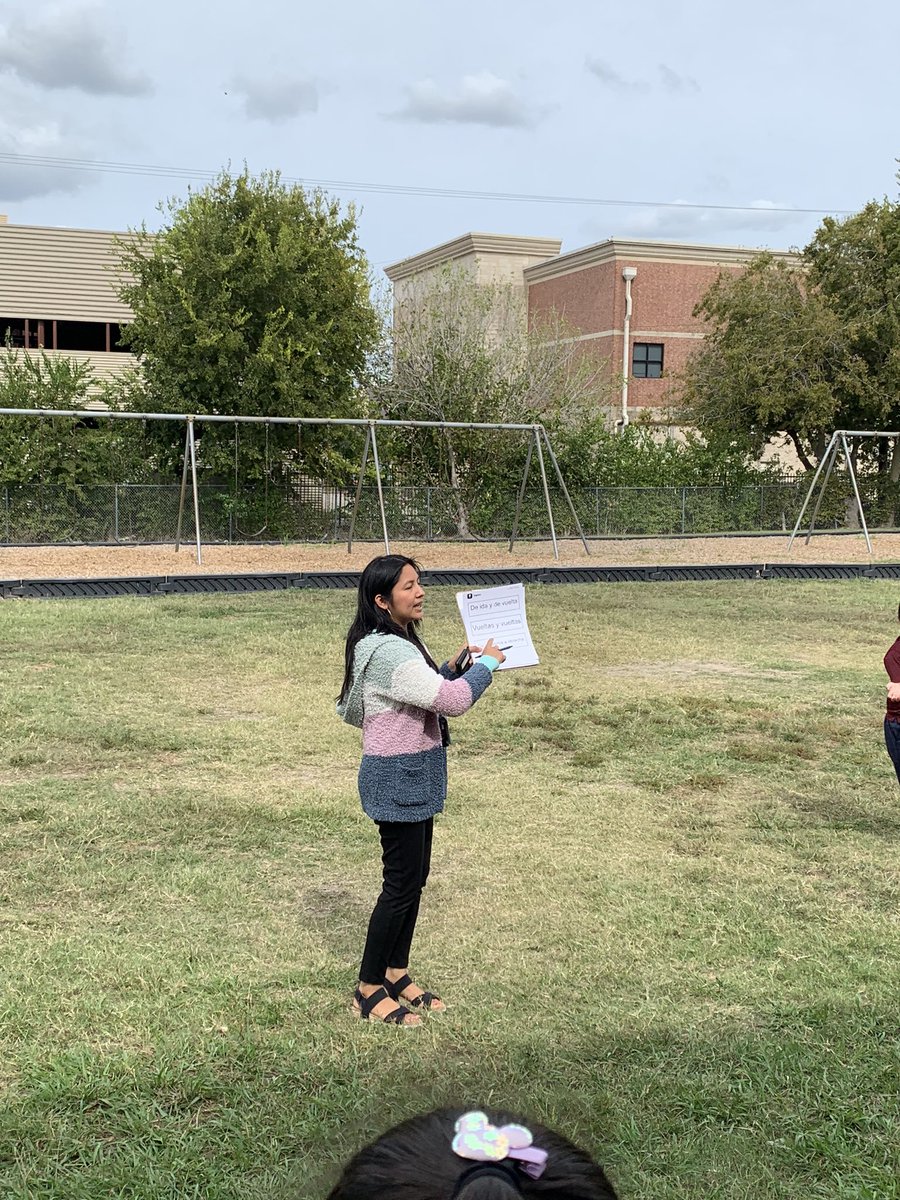 BushScience's tweet photo. Ms. Alvarez’s 1st grade class is practicing patterns of movement on the playground. Learning is fun! @ajbushelem #OneTeamOneGoal #BobcatBusiness https://t.co/7iW04vEuUU