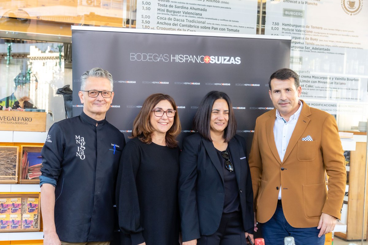 PabloOssorio's tweet photo. Hoy en #MiCub @MercadoColonVLC hemos maridado las nuevas añadas de Tantum Ergo 2021 de @HispanoSuizas con Quesos Manglano.
Una experiencia impresionante la perfecta combinación de los quesos elegidos por José Manuel Manglano con nuestros cavas Rosé pinot noir y Chardonnay 🥂 https://t.co/a04IzjEWMY