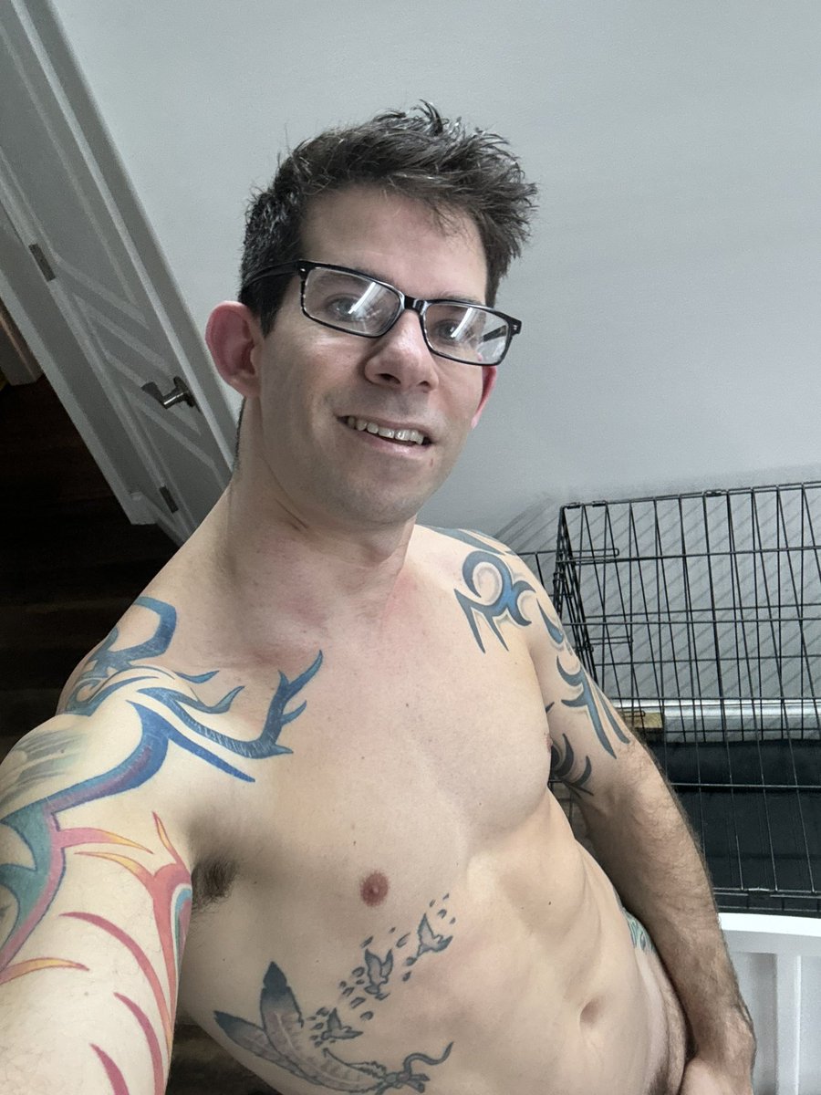 ShirtlessGuy88's tweet photo. A change occurs usually once a year https://t.co/tk1HEMRyqI