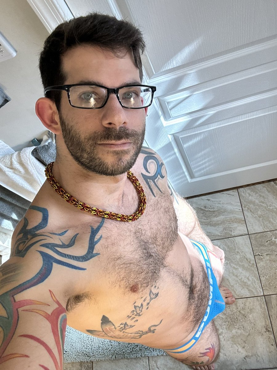 ShirtlessGuy88's tweet photo. A change occurs usually once a year https://t.co/tk1HEMRyqI