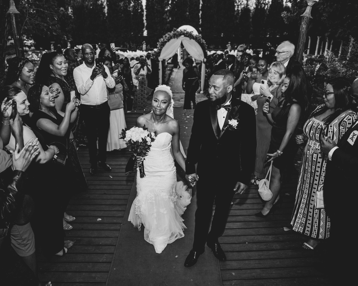 WHAT A TIME...💍🤵🏿‍♂️👰🏿

📸: <a href="/sharp_fede/">Bantu Mahlangu</a>