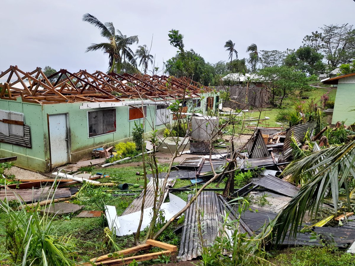 Tropical Cyclone Lola devastated Vanuatu in late October, impacting 110K people & destroying homes, infrastructure & crops. Today, @USAID announced $1.25M in funding for food, shelter, protection & other assistance for the most vulnerable people in cyclone-affected communities.