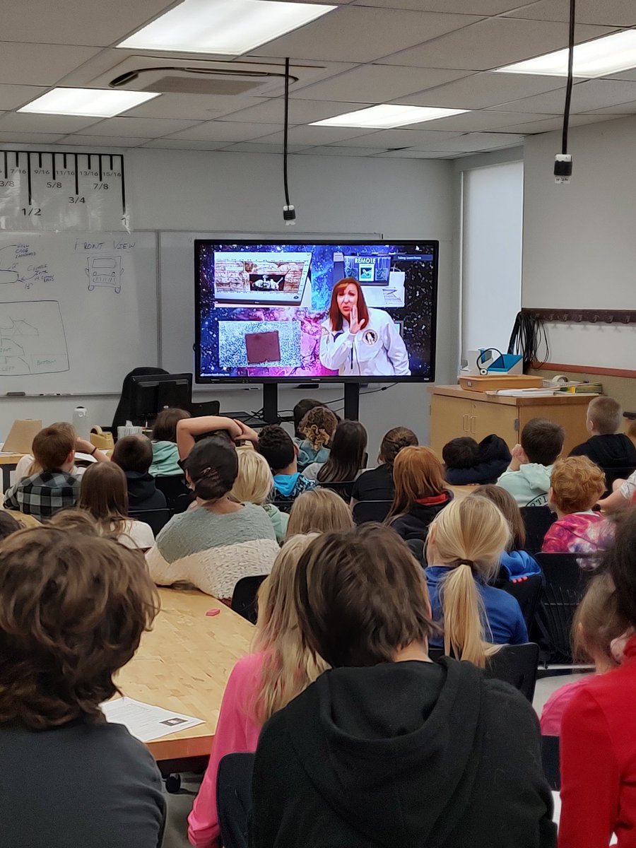 Getting our 5th graders ready for the Challenger Learning experience.