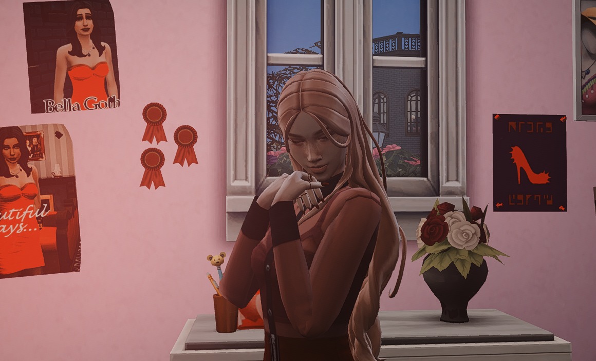 RRuizue's tweet photo. A sim and her bedroom I made a while ago.  Can you guess who she is a fan of? https://t.co/3JmH1oAcXL