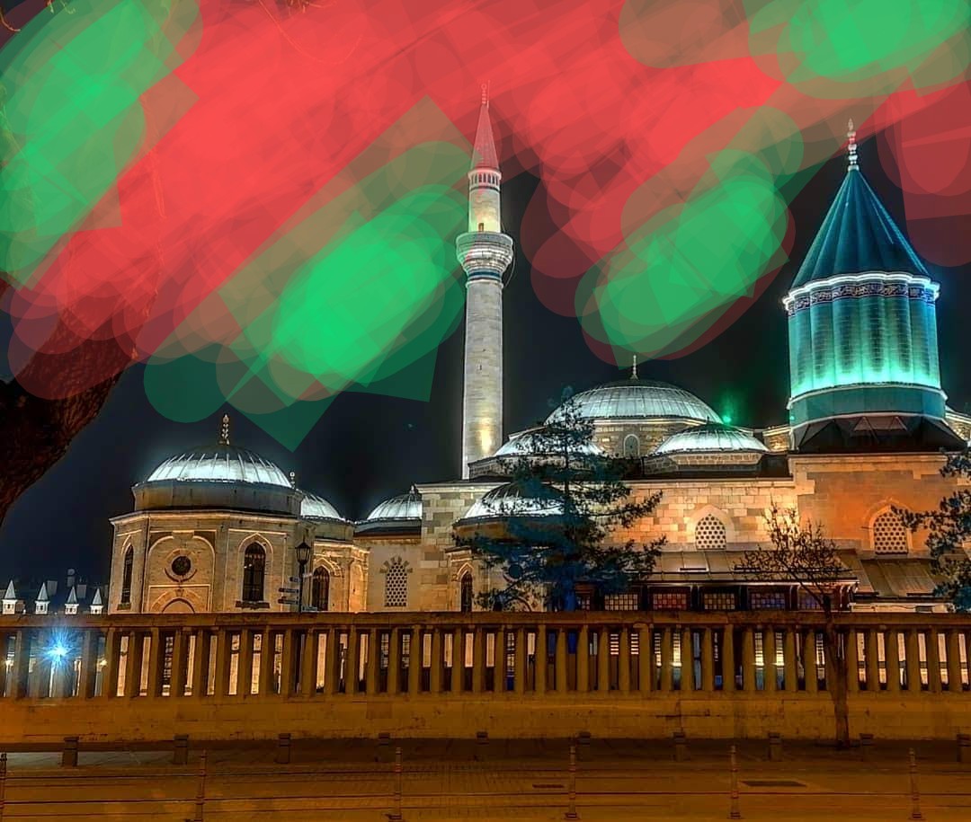 GuzelGonyam's tweet photo. Mevlana Türbesi'nin orda #kuzeyışıkları görülmüş. 😎 https://t.co/E1a2cdVBUw