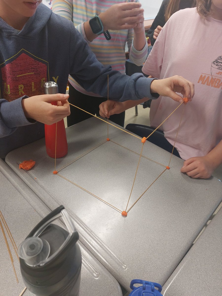 Ms. Downey🍃 tweet media