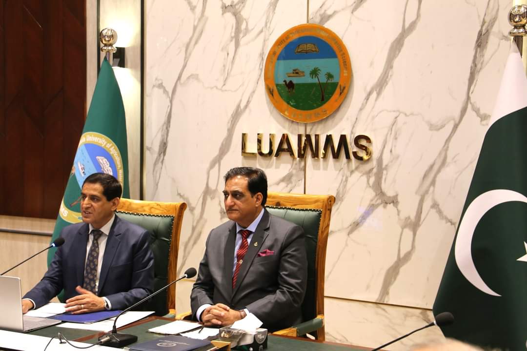 LUAWMSOfficial's tweet photo. Respected Vice Admiral (Retd) Ahmed Saeed HI (M), 
DG NIMA, along with a delegation visited Lasbela University of Agriculture, Water and Marine Sciences, Uthal on November 2, 2023. https://t.co/Iuo3DDPCud