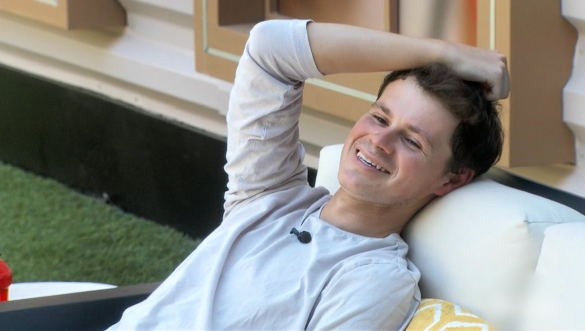 AaronV1999's tweet photo. Just a daily reminder to Vote for Cory AFP!!!!!!!!!! #BB25 #BBCory #DeservingWinner  #Deserving #BigBrother #cute #gameshow #realitytv #realitytvshow #collegekid #chance #ForTheWin #vanderbilt #Nashville #sexyman #funnyman #goodman #goodperson #entertainment #vote #Beatifulsmile https://t.co/t2tlXaBI8w