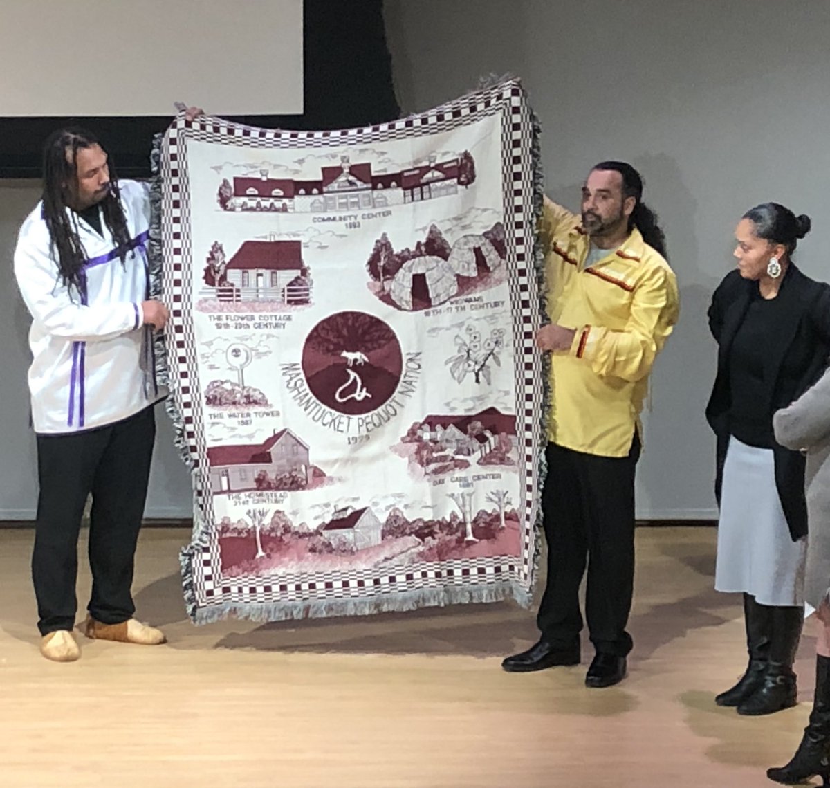 Margaret Newell tweet media