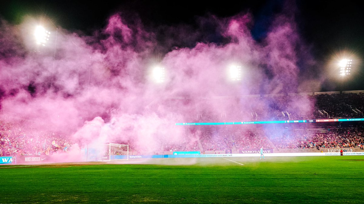 The best fans in the world. 

Thank you, San Diego 💙