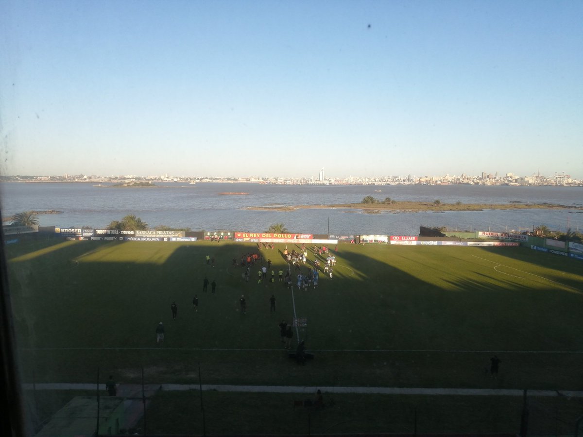 Sport890's tweet photo. #SegundaProfesional | Final Rampla 4 Vs Uruguay Montevideo 1 Seguí nuestro relato en vivo en Sport 890+

👉 https://t.co/eaERszEick https://t.co/LFBIi9WCoK