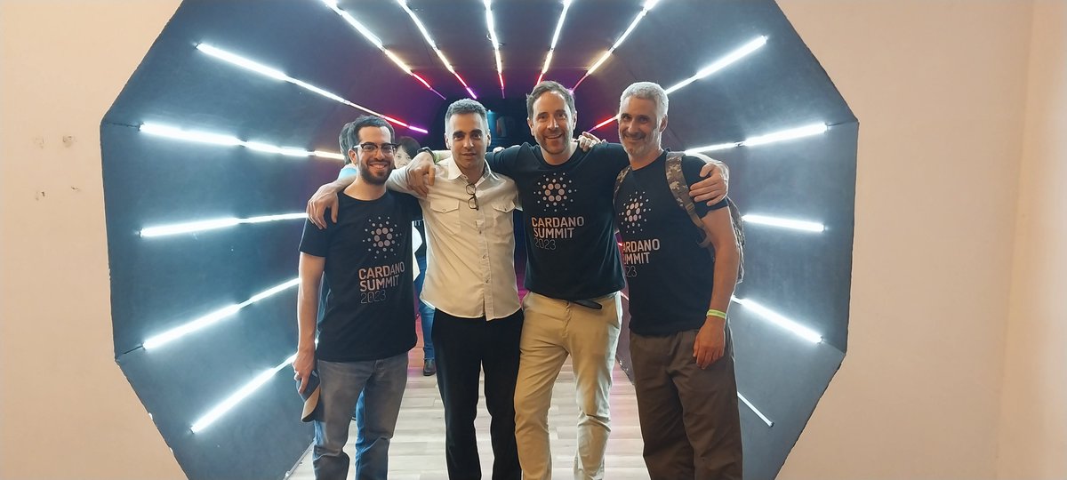 acciontoken's tweet photo. CARDANO SUMMIT BUENOS AIRES 2023
Postal de personas comprometidas con proyectos que van por dentro de CARDANO. Vemos a Martín Ungar (L. Stake Pool, Ulises Barreiro (T. MITHR), José IAdicicco (ADA Solar) y Sebastián Castellano (Cardano Castellano). #Cardano @LatinStakePools https://t.co/oY5VLAZEFU