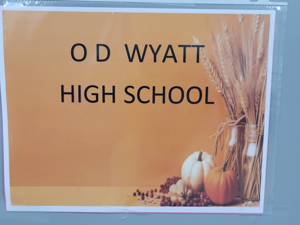 pedrozaerick's tweet image. O.D. Wyatt Algebra 1 teachers came together on DSC day to participate in a collaborative lesson internalization process! 
#Joy4Math
#MathRules
@lopez_diane
@FWISDPLI
@JonesLowanna
@KenyailCarr
@LuzRuiz10914991