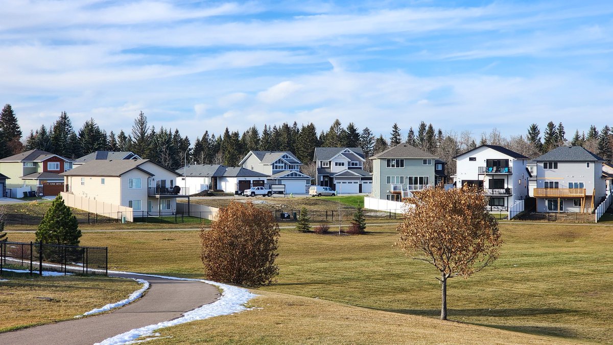 laebonhomes's tweet image. A beautiful November day in #Timberstone 🌤+10