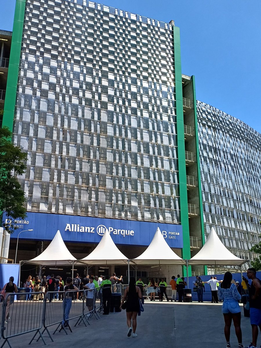 Lusorachi's tweet photo. Thread do gp week
Fui sozinho fiz umas amizades lá msm e foda-se https://t.co/Luei5EdJ3j