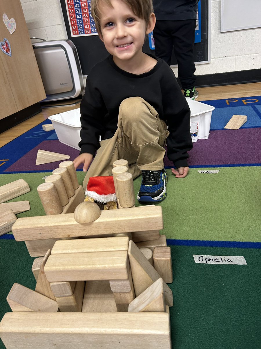 Nicole Voisin tweet media