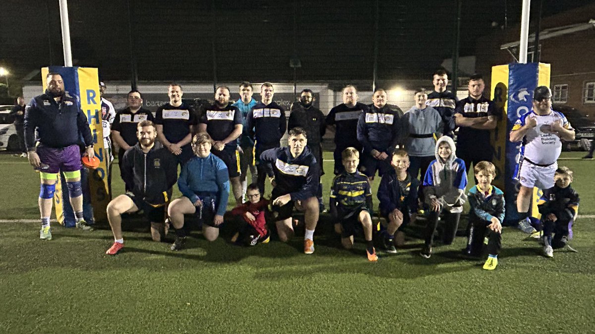 RugbyLeeds's tweet photo. 𝗣𝗗𝗥𝗟 𝘅 𝗟𝗗𝗦𝗟🏉

This evening marked a special occasion as our Physical Disability Rugby League and @ComIntCare @LDSuperLeague teams came together for a joint session!🦏

A great representation of our 1️⃣ Club ethos, ahead of the 2024 season🙌

Well done all👏 https://t.co/RZ3gEQ0GkL