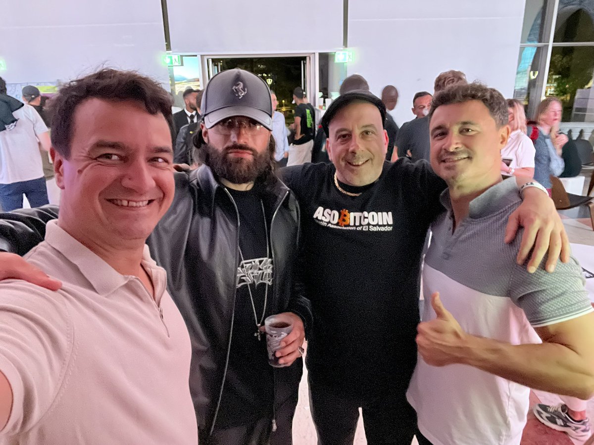 GlobalBoost's tweet photo. .@c3ntrx Just completed 10k transactions on one #BSTY! 🔥
Excited to test new data bot soon.
#BTC may be unstoppable, but #BSTY's affordability makes it a compelling choice.
Imagine what we will accomplish in our tenth year! 🚀 #Crypto #Blockchain https://t.co/x4Ar3bE2PU