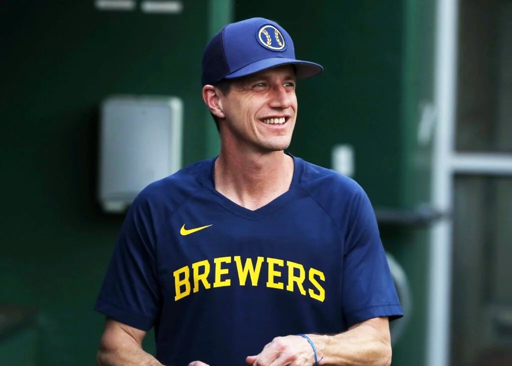 IKE_Brewers's tweet photo. BREAKING NEWS🚨

Craig Counsell has agreed to become manager for the Chicago Cubs.

A show of spite like few have ever seen https://t.co/rrLm42M6ci