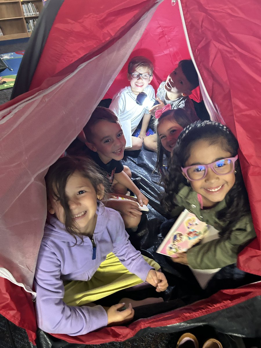 TomlinsonLibrary tweet media