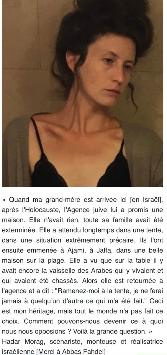 Etienne_Chouard's tweet image. « Quand ma grand-mère est arrivée ici, après l'Holocauste, l'Agence juive lui a promis une maison. Elle n'avait rien, toute sa famille a été exterminée. Elle a attendu longtemps dans une tente, dans une situation extrêmement précaire. Ils l'ont ensuite emmenée à Ajami, à Jaffa,…