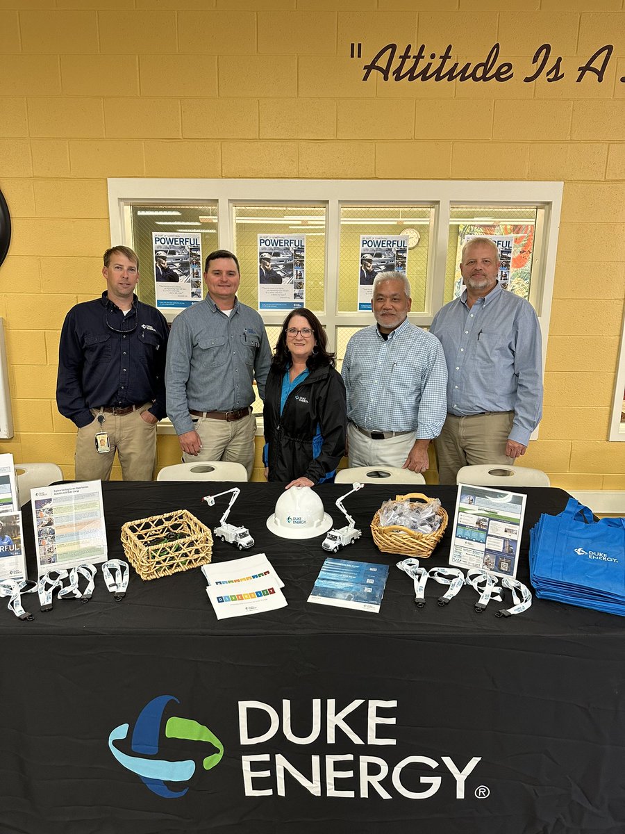 Looking for a career at @DukeEnergy? Come see these smiling faces today at the @gohgtc Engineering & Construction Mgmt Career day!